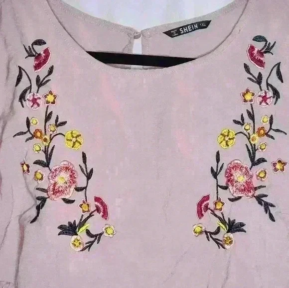 Shein pink embroidered top xl - Picture 4 of 4